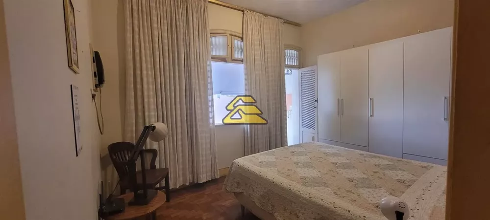 Casa, 6 quartos, 472 m² - Foto 1