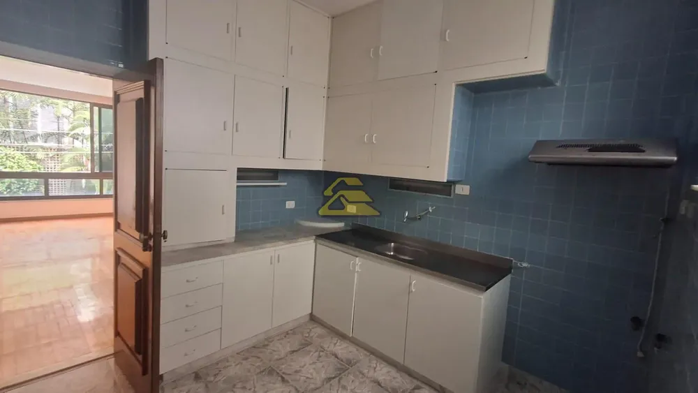 Casa, 6 quartos, 270 m² - Foto 22