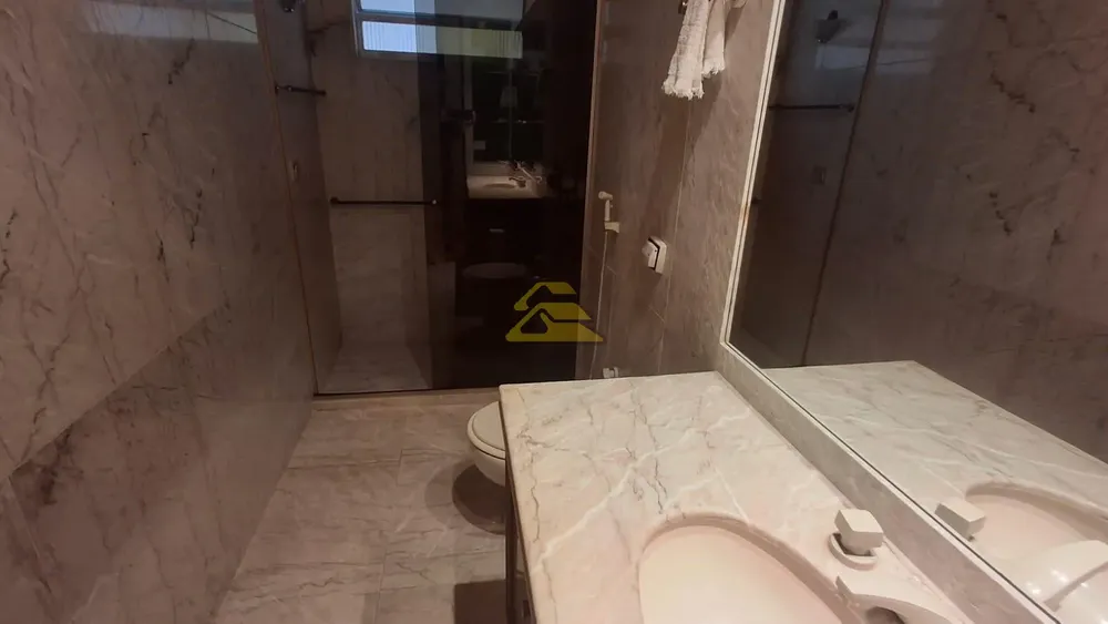 Casa, 6 quartos, 270 m² - Foto 31