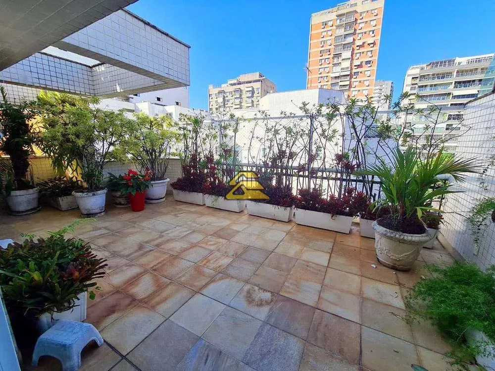 Cobertura, 3 quartos, 247 m² - Foto 11