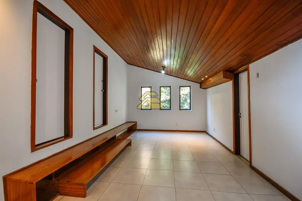 Casa, 4 quartos, 276 m² - Foto 38