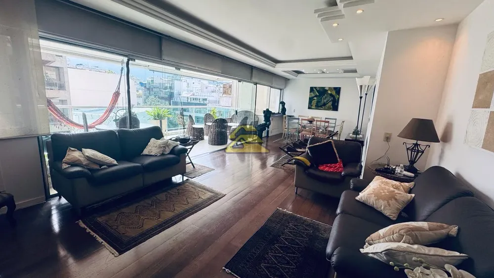Apartamento, 3 quartos, 152 m² - Foto 1