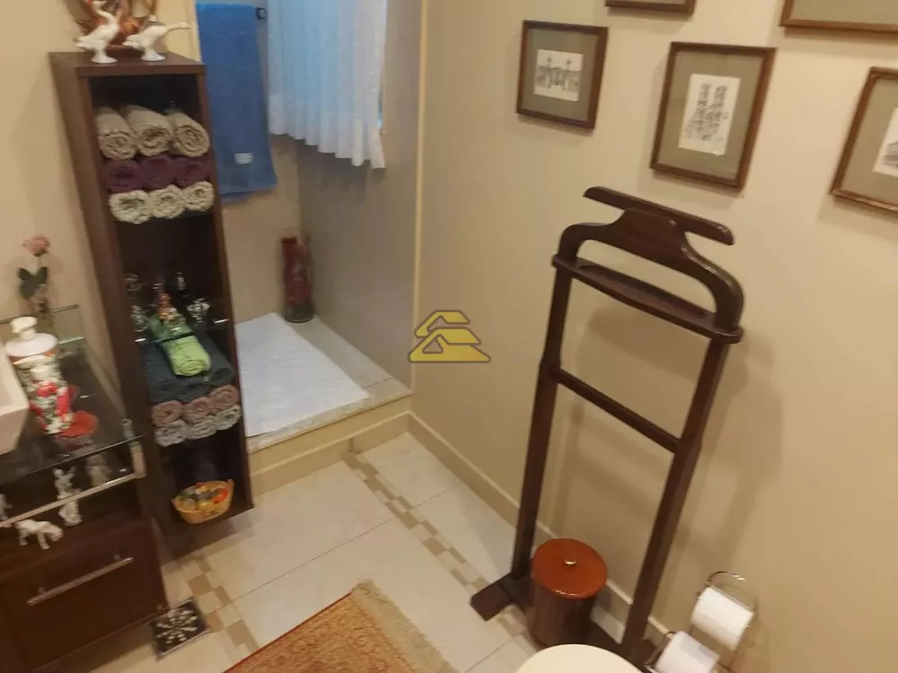 Apartamento, 3 quartos, 230 m² - Foto 1