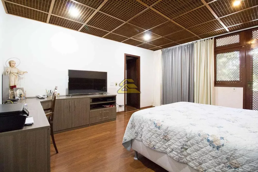 Casa, 6 quartos, 700 m² - Foto 3