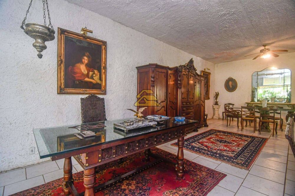 Casa, 5 quartos, 1386 m² - Foto 2