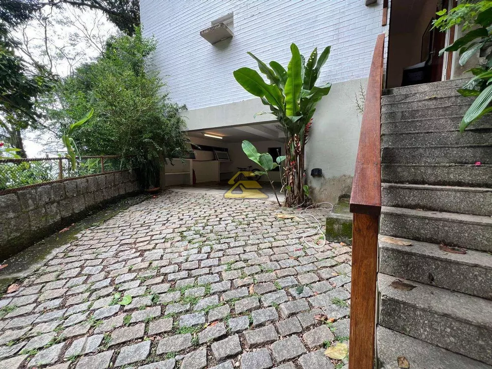 Casa, 4 quartos, 260 m² - Foto 5