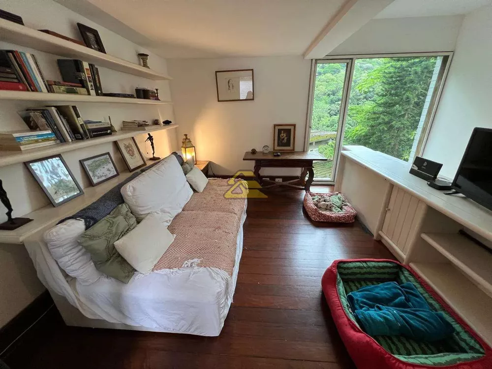 Casa, 4 quartos, 260 m² - Foto 24