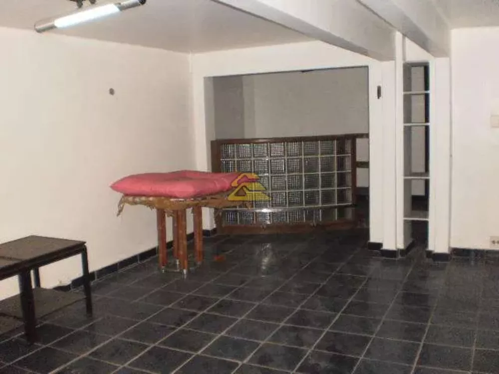 Casa, 4 quartos, 650 m² - Foto 4