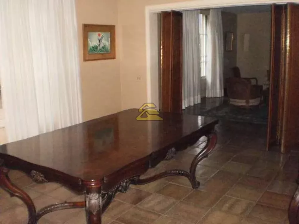 Casa, 4 quartos, 650 m² - Foto 2