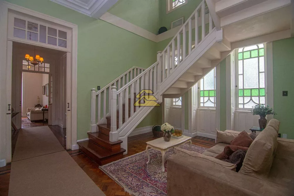 Casa, 6 quartos, 1350 m² - Foto 3