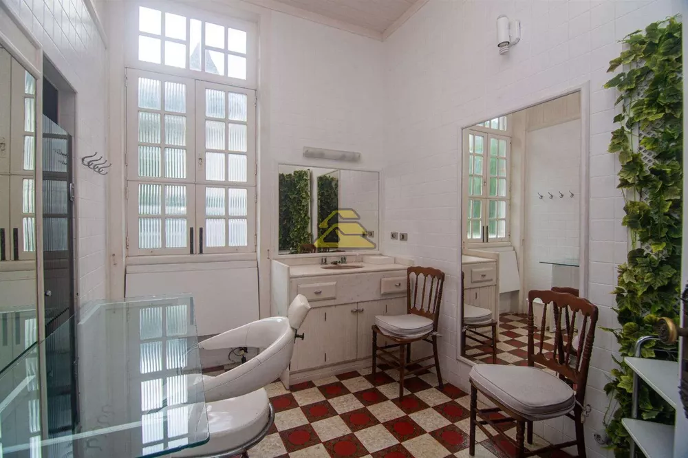 Casa, 6 quartos, 1350 m² - Foto 5