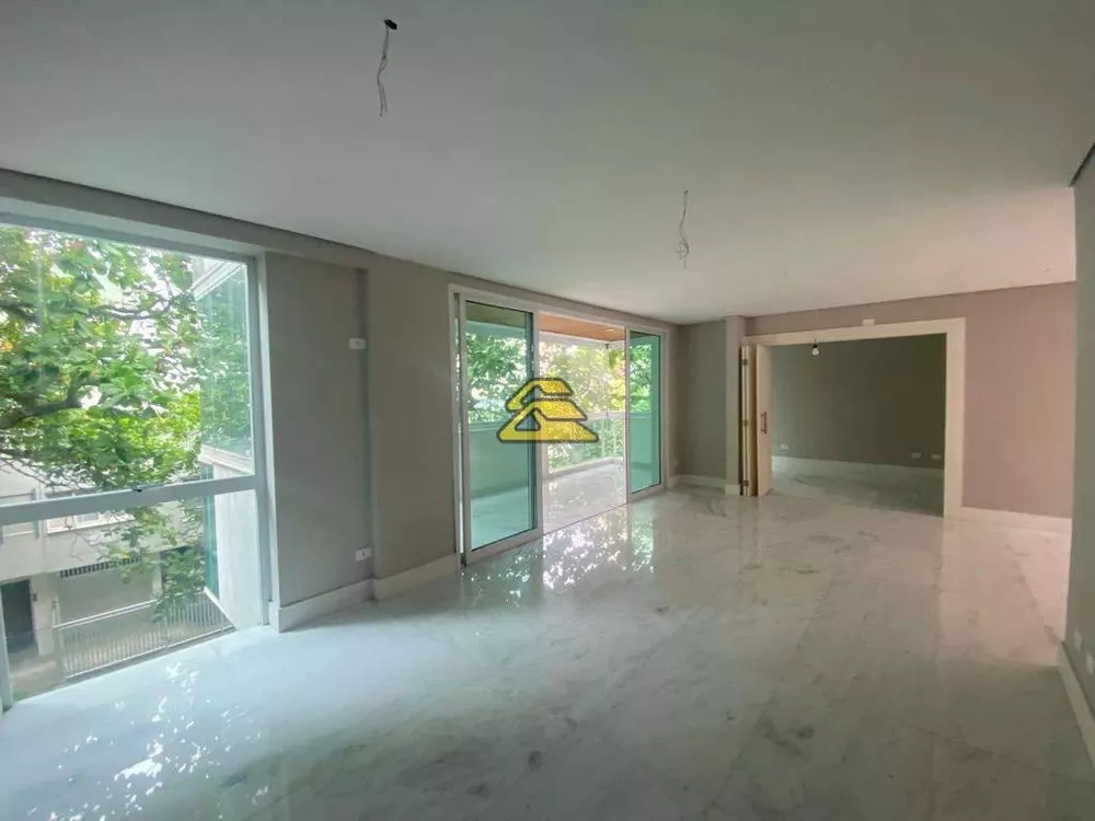 Cobertura, 3 quartos, 270 m² - Foto 3