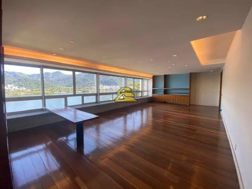 Apartamento, 4 quartos, 240 m² - Foto 1