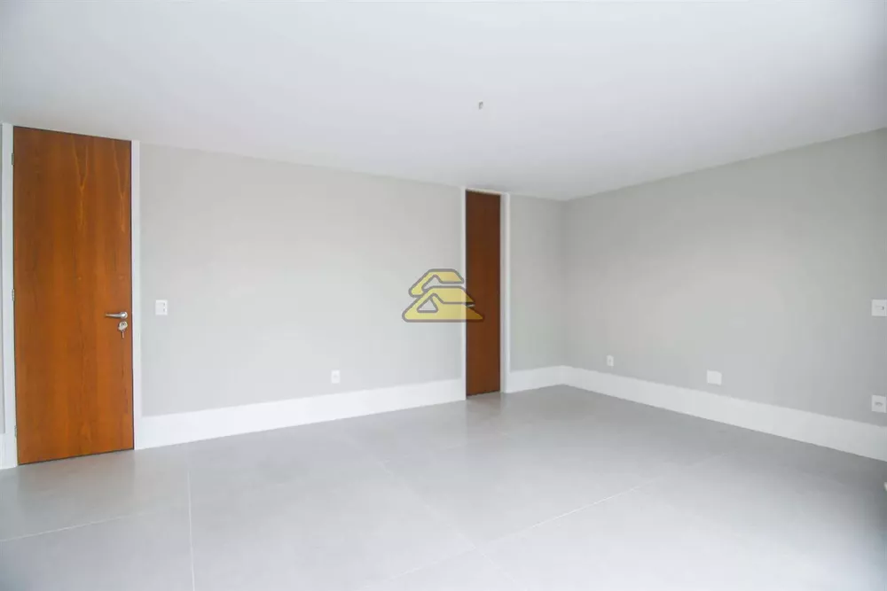 Casa, 4 quartos, 1070 m² - Foto 19