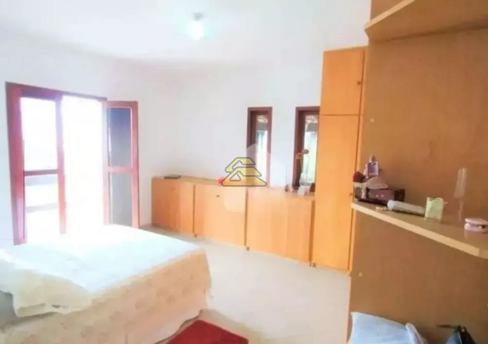 Casa, 3 quartos, 300 m² - Foto 13