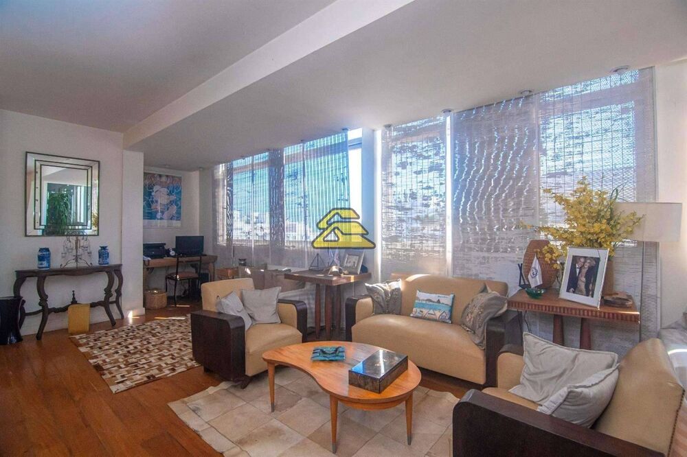 Cobertura à venda com 2 quartos, 263m² - Foto 2