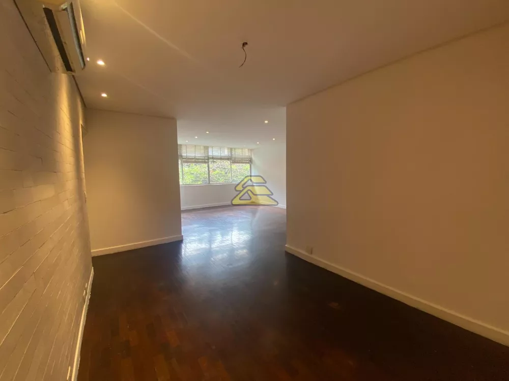 Apartamento à venda com 4 quartos, 130m² - Foto 7