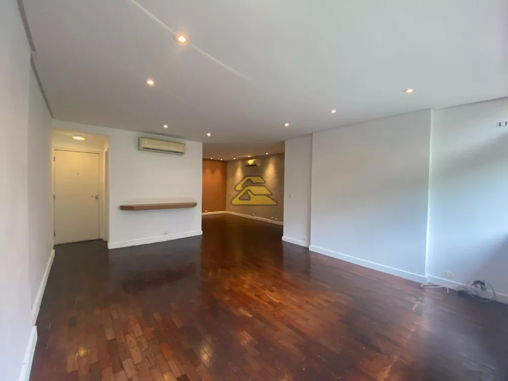 Apartamento à venda com 4 quartos, 130m² - Foto 1