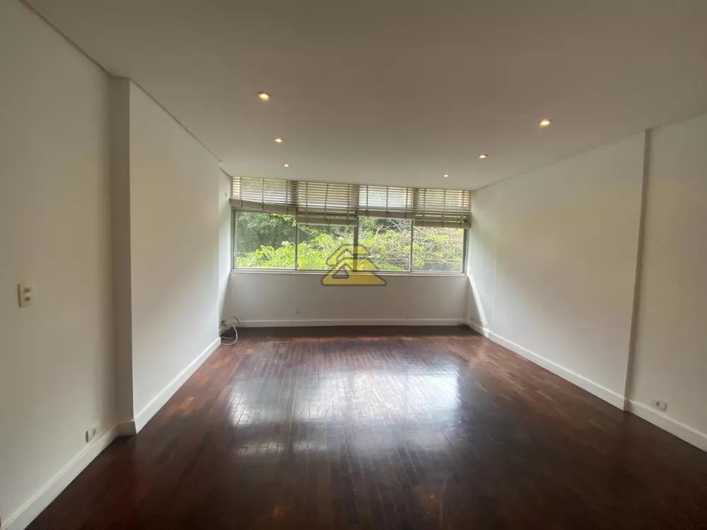 Apartamento à venda com 4 quartos, 130m² - Foto 10