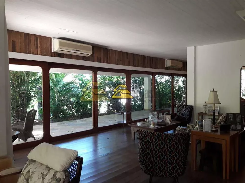 Sobrado, 6 quartos, 870 m² - Foto 1