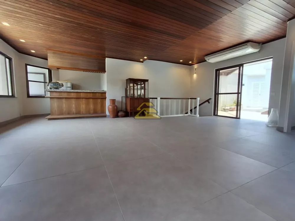 Cobertura, 3 quartos, 254 m² - Foto 4