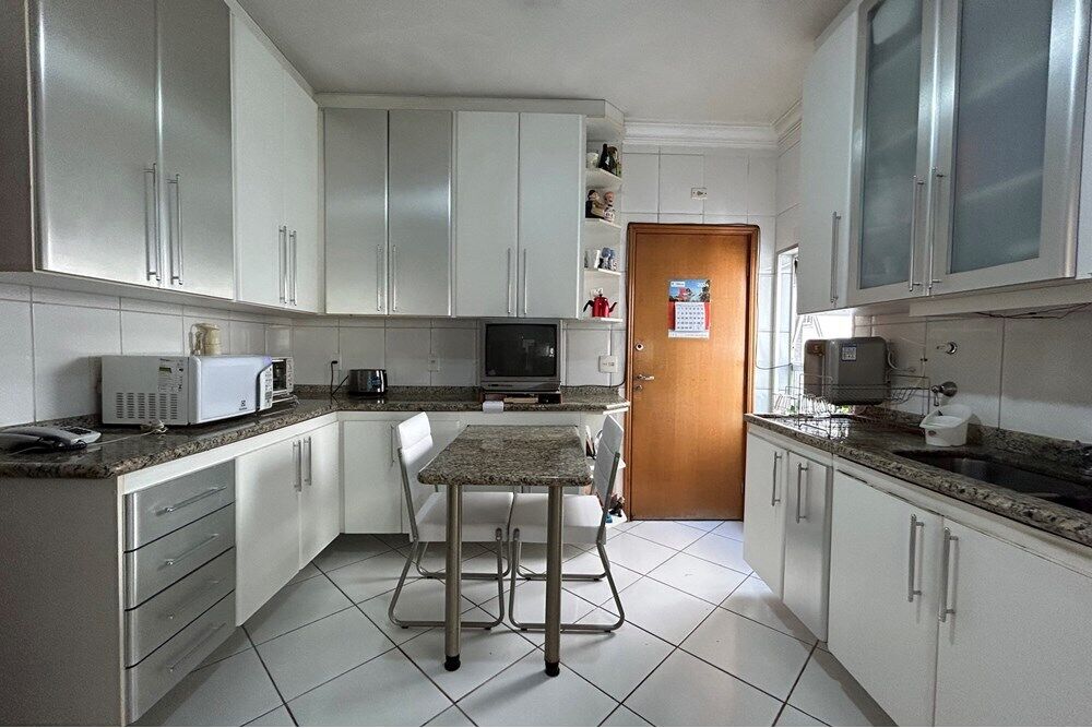 Apartamento, 3 quartos, 145 m² - Foto 3