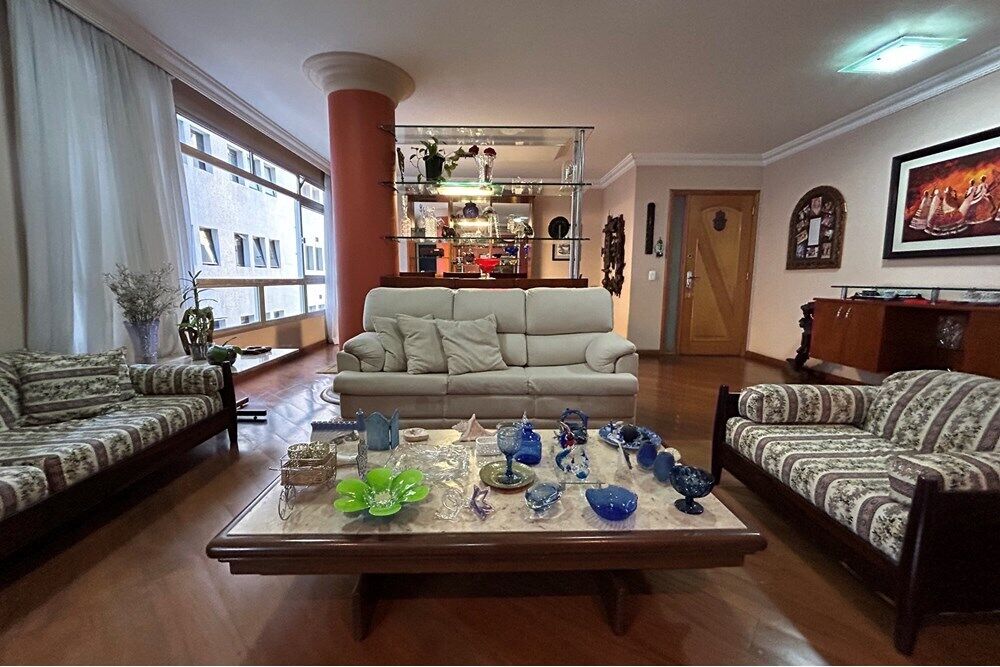 Apartamento, 3 quartos, 145 m² - Foto 1