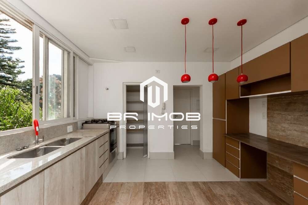 Apartamento, 3 quartos, 162 m² - Foto 1