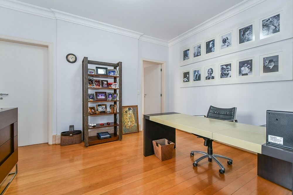 Apartamento, 3 quartos, 247 m² - Foto 11