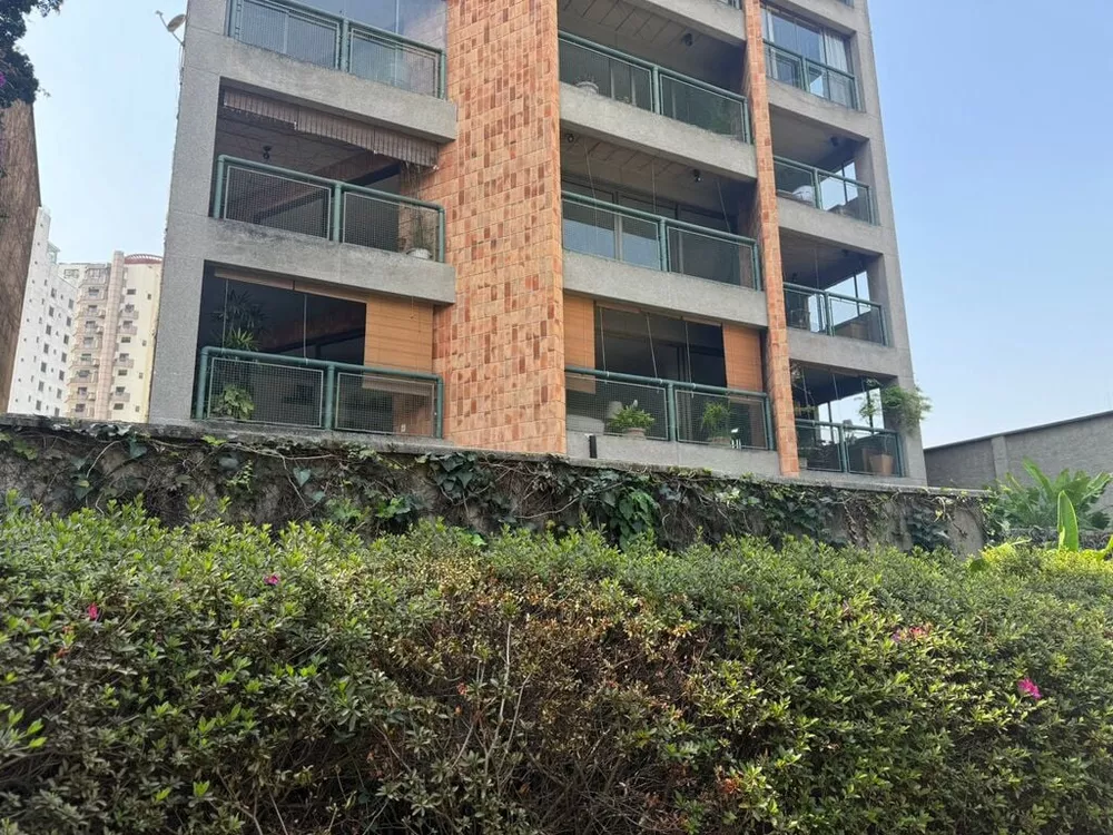 Apartamento à venda com 4 quartos, 251m² - Foto 3