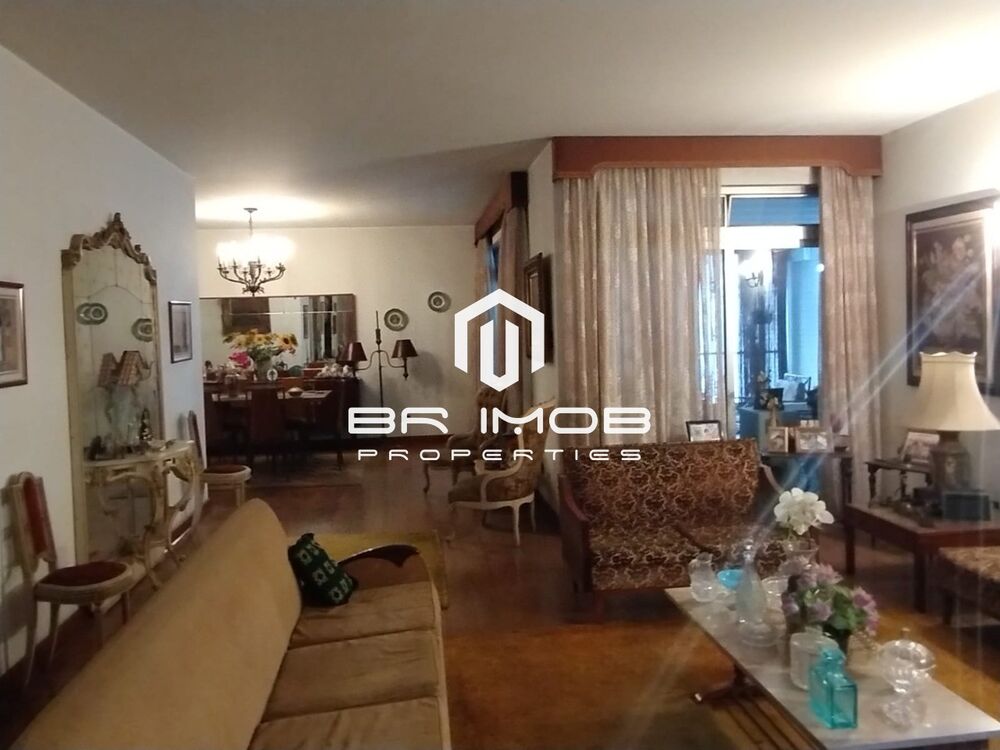 Casa à venda com 3 quartos, 400m² - Foto 2