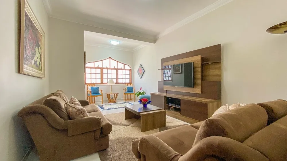 Casa, 5 quartos - Foto 1