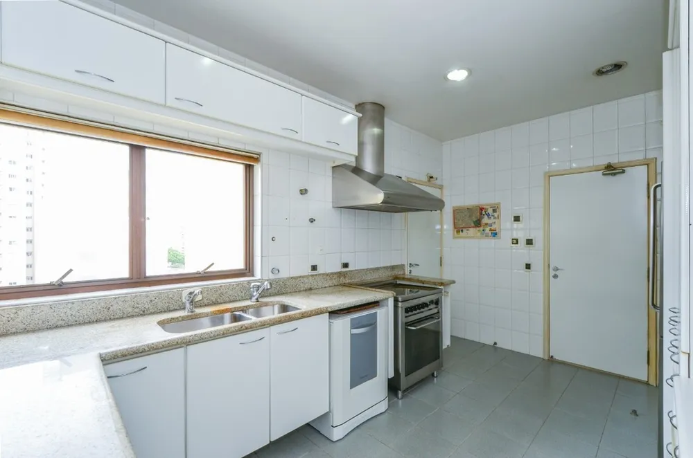 Apartamento, 4 quartos, 270 m² - Foto 11