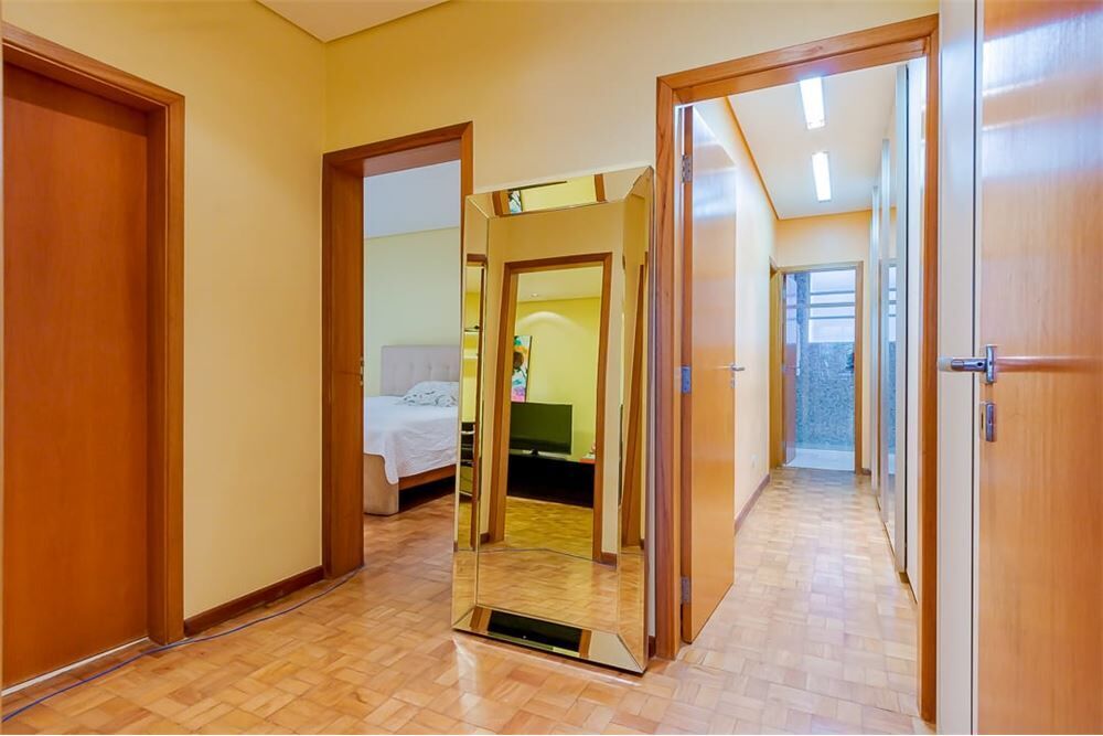 Apartamento, 3 quartos, 165 m² - Foto 2