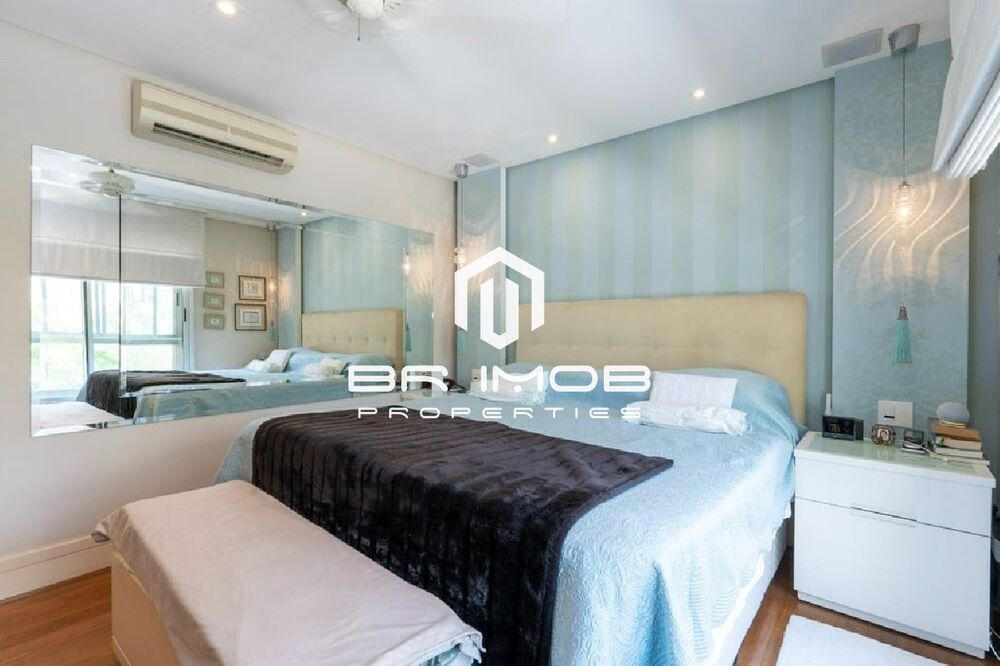 Apartamento, 3 quartos, 250 m² - Foto 1