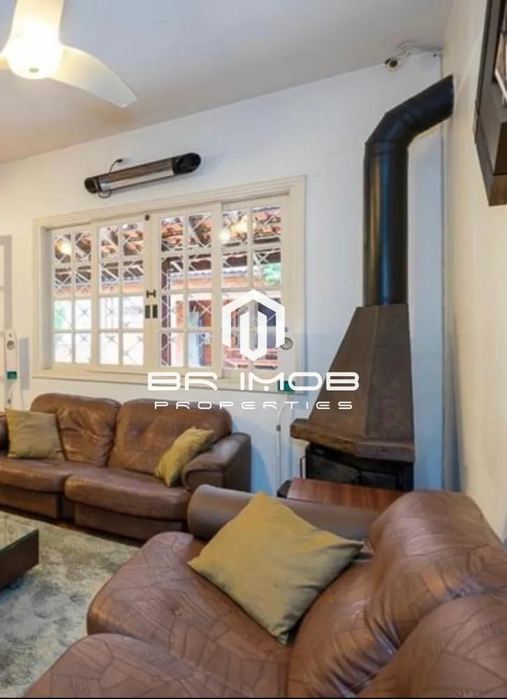 Casa, 3 quartos, 277 m² - Foto 1