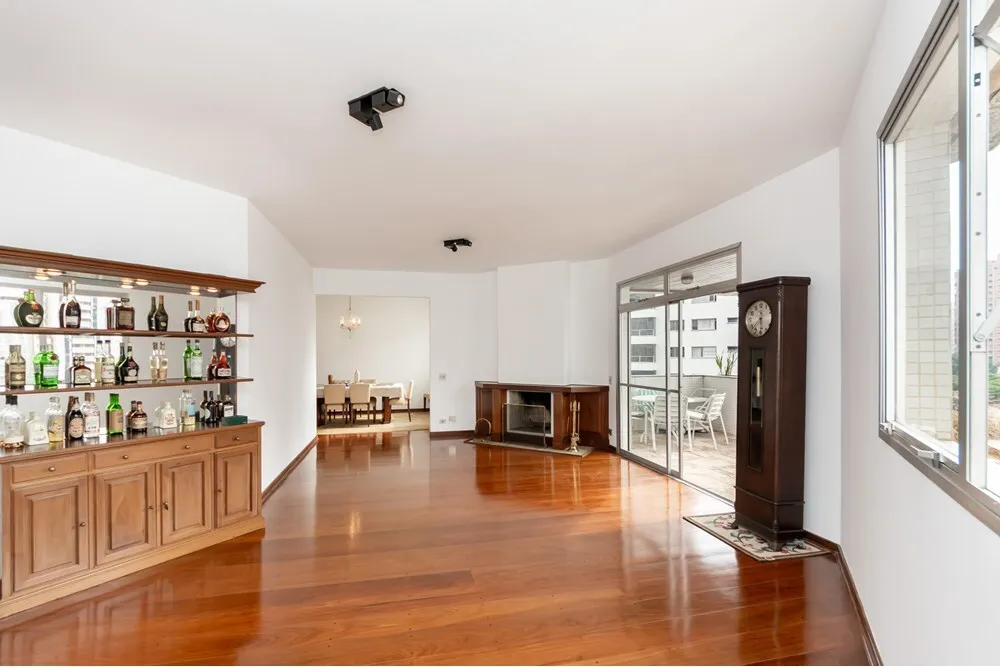 Apartamento, 4 quartos, 244 m² - Foto 11