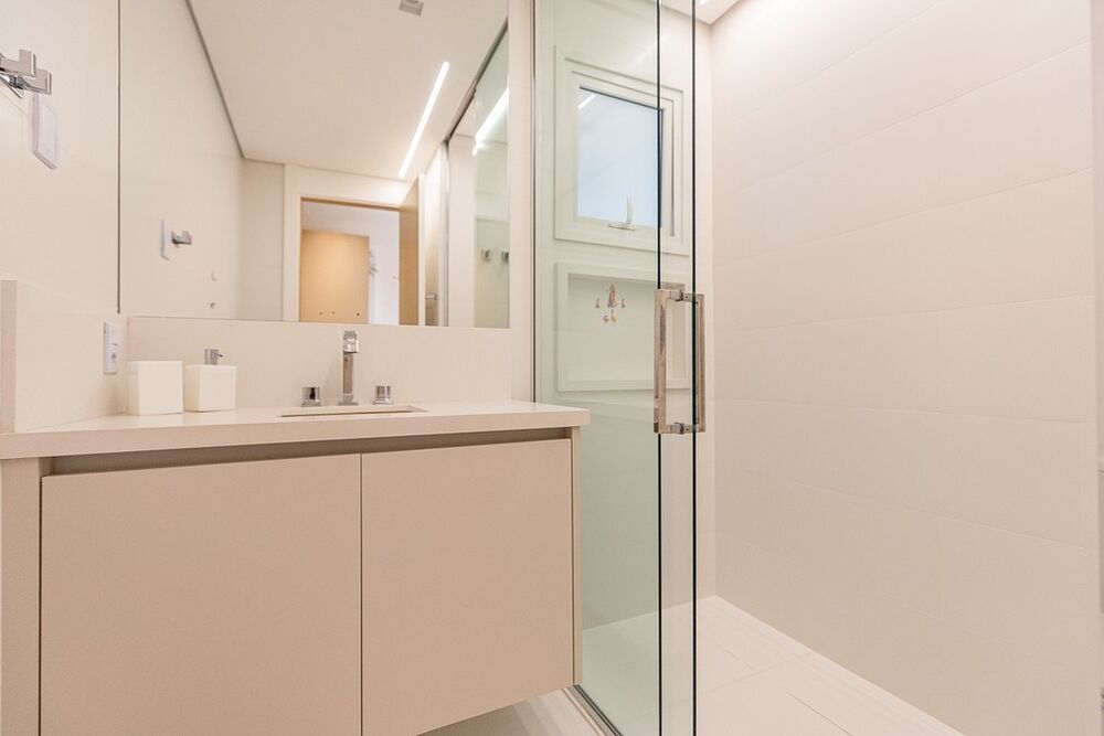 Apartamento à venda com 3 quartos, 229m² - Foto 4