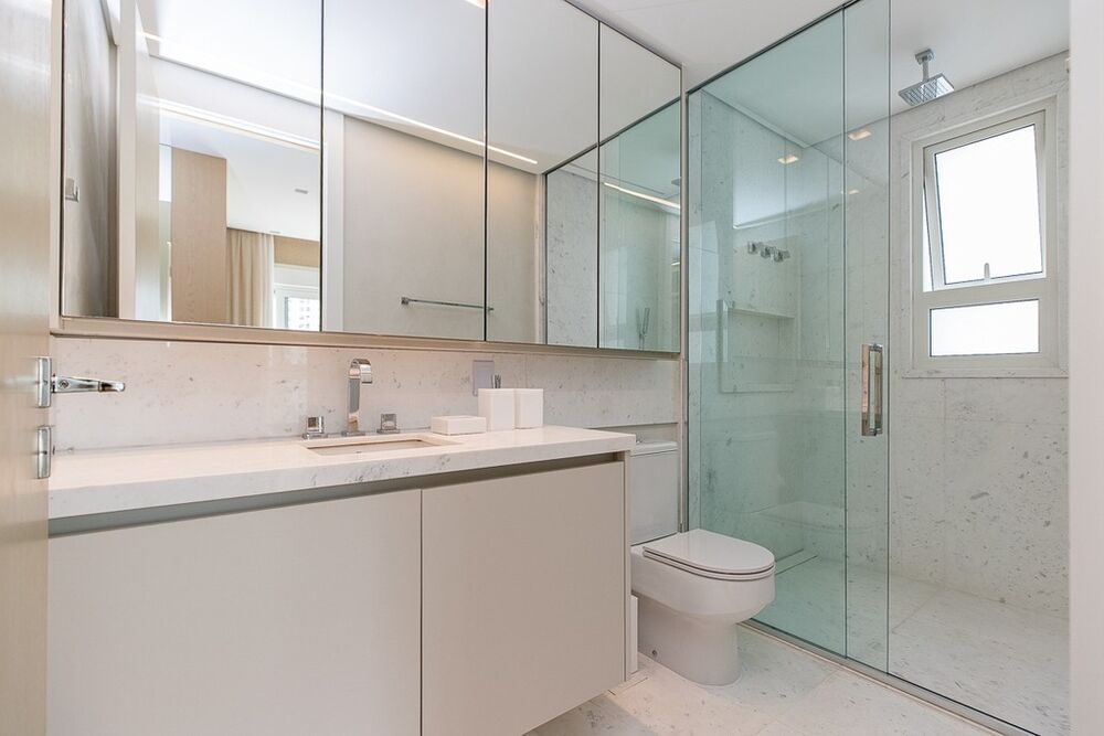 Apartamento à venda com 3 quartos, 229m² - Foto 2