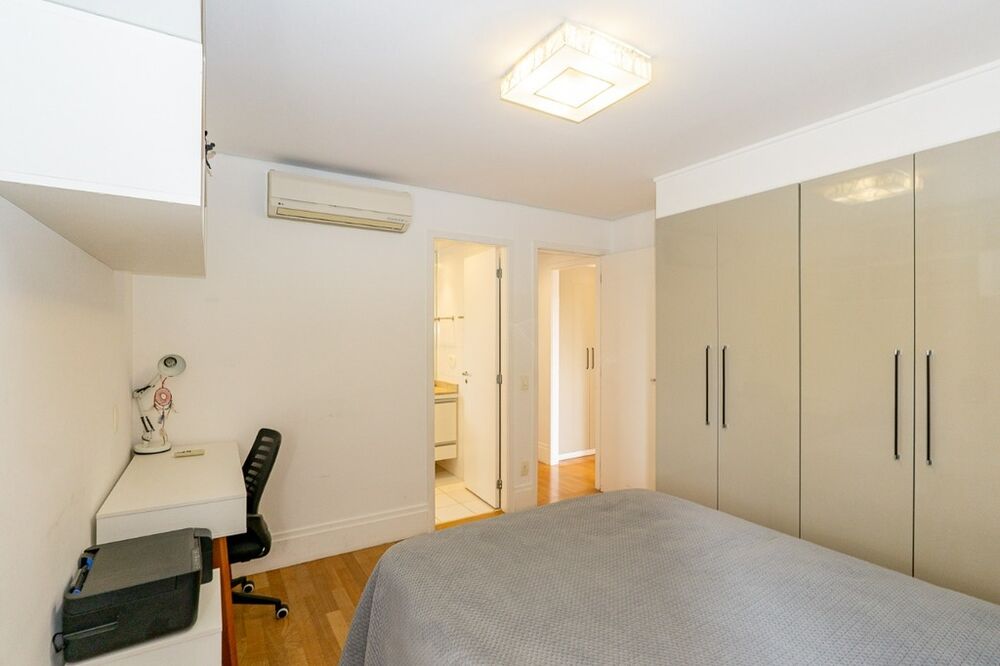 Apartamento à venda com 3 quartos, 167m² - Foto 23