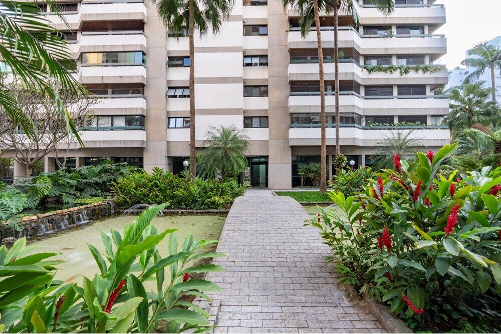 Apartamento à venda com 3 quartos, 147m² - Foto 17