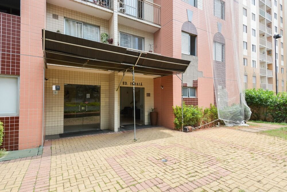 Apartamento à venda com 3 quartos, 64m² - Foto 2