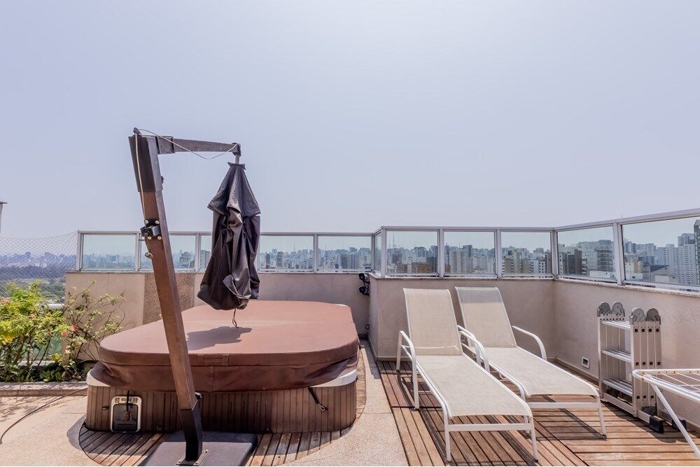 Cobertura à venda com 4 quartos, 350m² - Foto 32