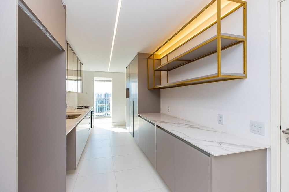 Apartamento à venda com 3 quartos, 244m² - Foto 13