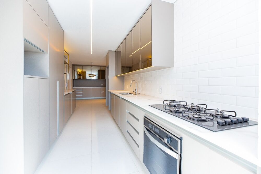 Apartamento à venda com 3 quartos, 244m² - Foto 8