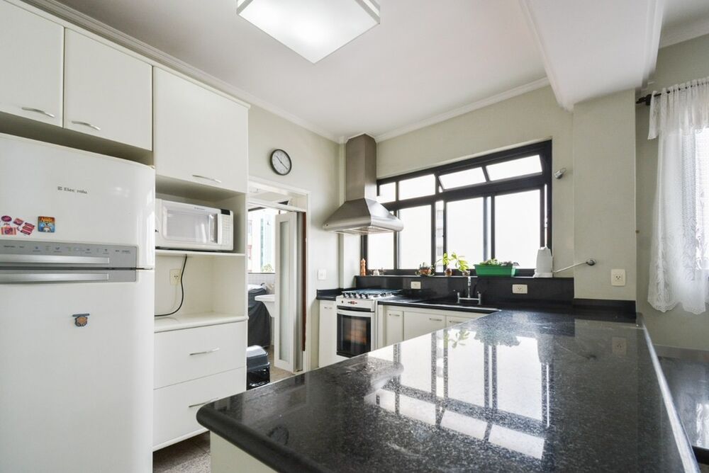 Apartamento, 3 quartos, 230 m² - Foto 32