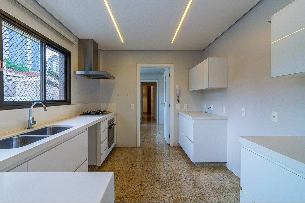 Apartamento, 3 quartos, 287 m² - Foto 2