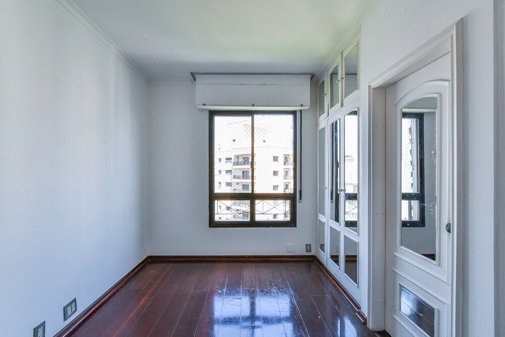 Apartamento, 3 quartos, 256 m² - Foto 11