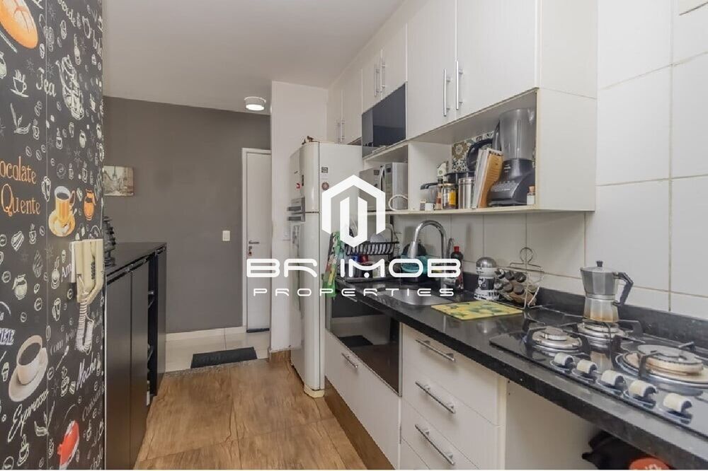 Apartamento à venda com 2 quartos, 64m² - Foto 2