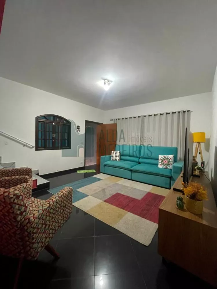 Casa, 4 quartos - Foto 1